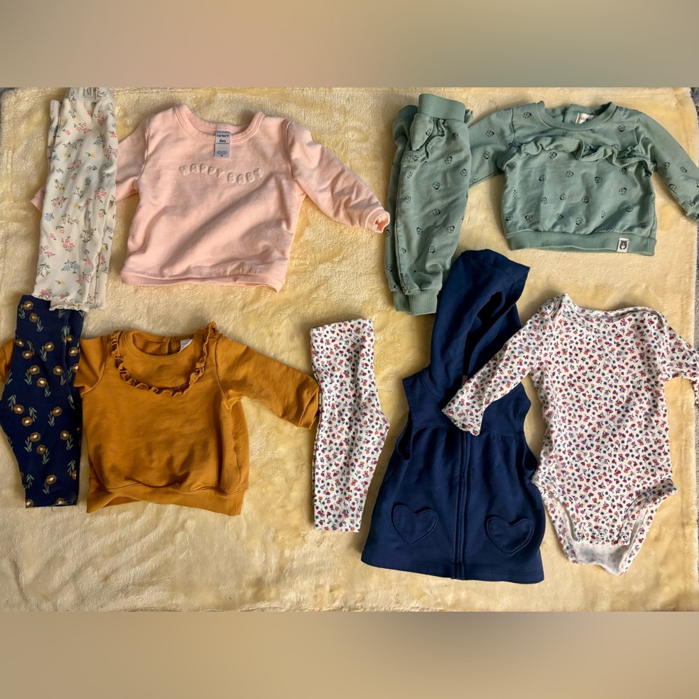 Bundle of 4 Baby Sweatshirt Sets with Leggings - 10 Piece Lot - Carter’s